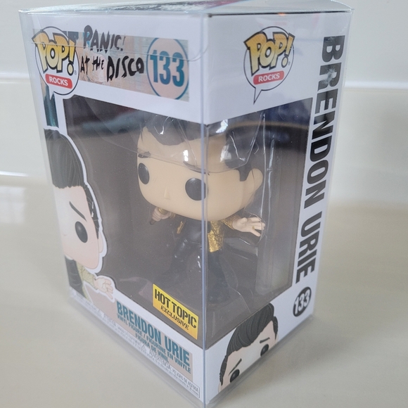 FUNKO POP ROCKS Panic At The Disco Brendon Urie Figure 133  w/ Box & Cover - Picture 2 of 13